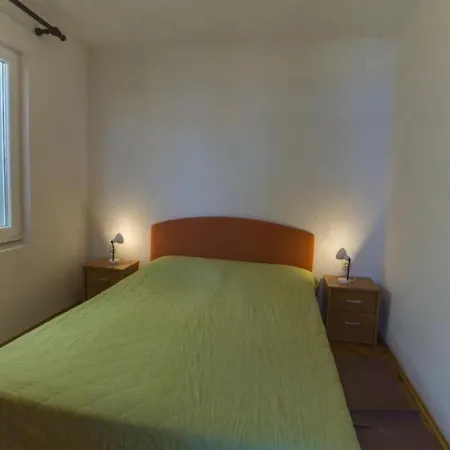 Apartmán Two Bedroom With Terrace *